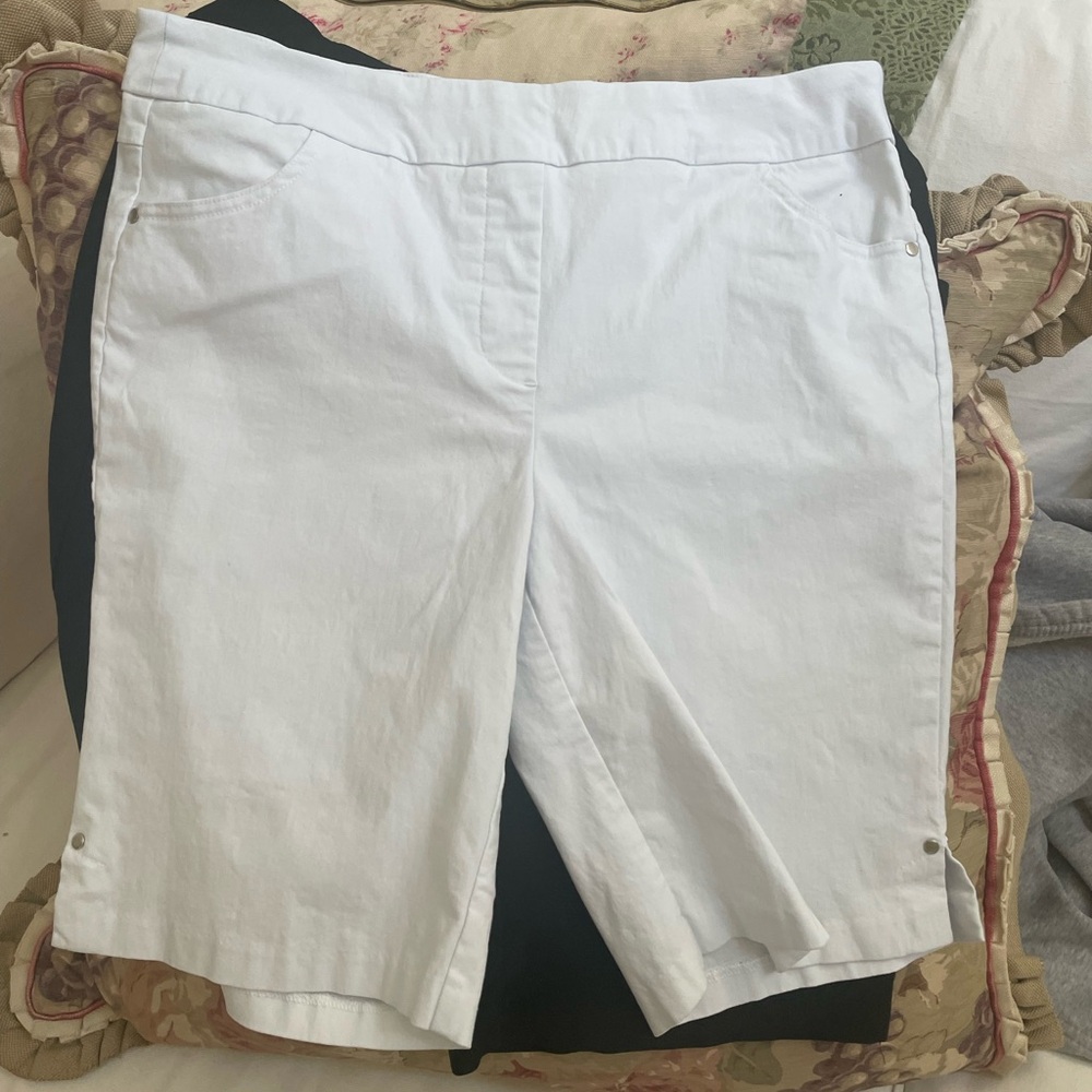 Tribal White Bermuda Shorts Tailored Cotton Blend